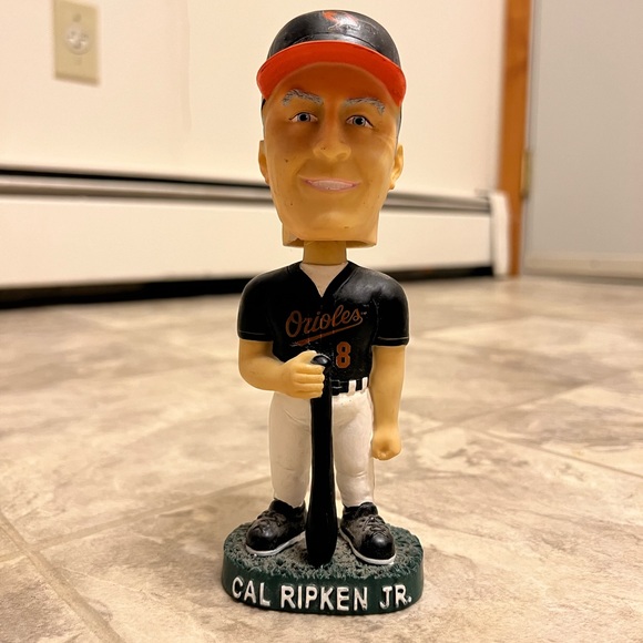 Cal Ripken Jr. 1981-2001 Collector’s Edition Bobblehead - Picture 1 of 5